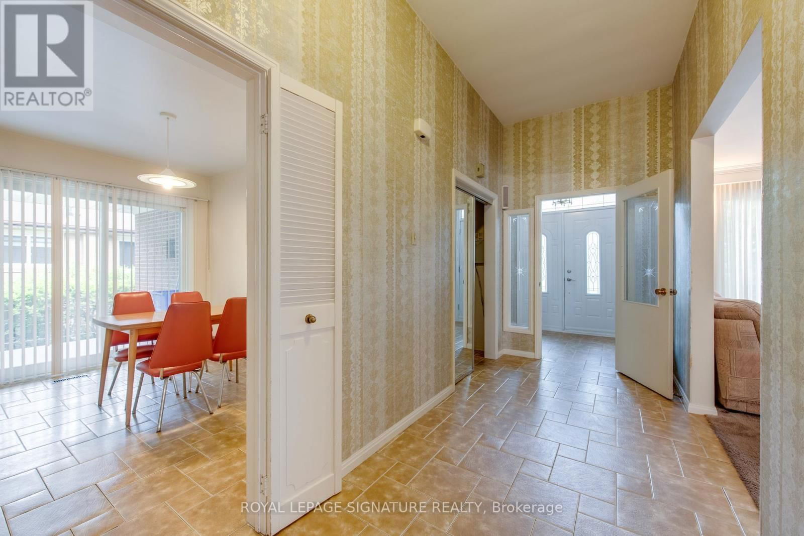 3 ROCKLAND DRIVE Image 6
