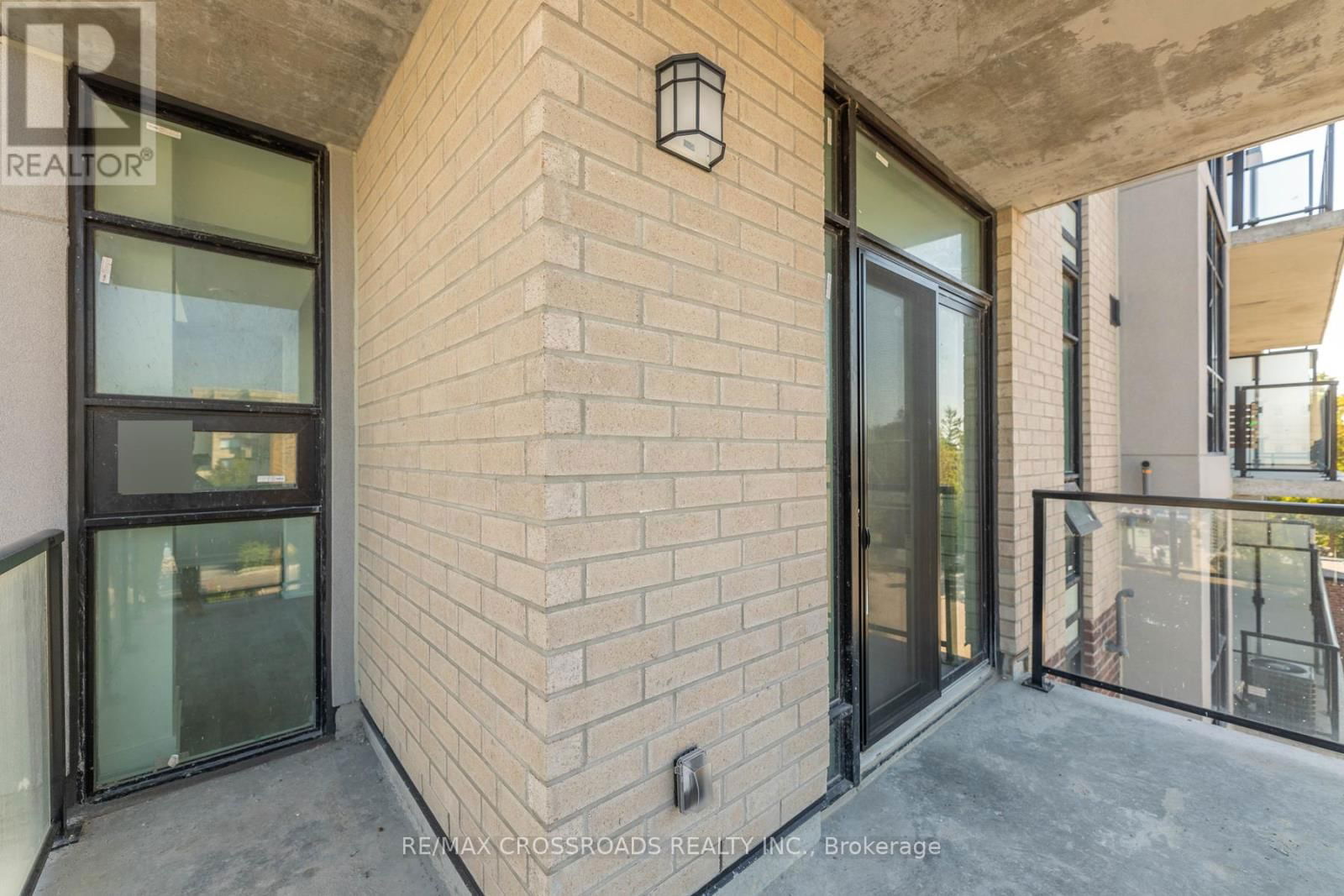 TH11 - 871 SHEPPARD AVENUE WEST Image 21