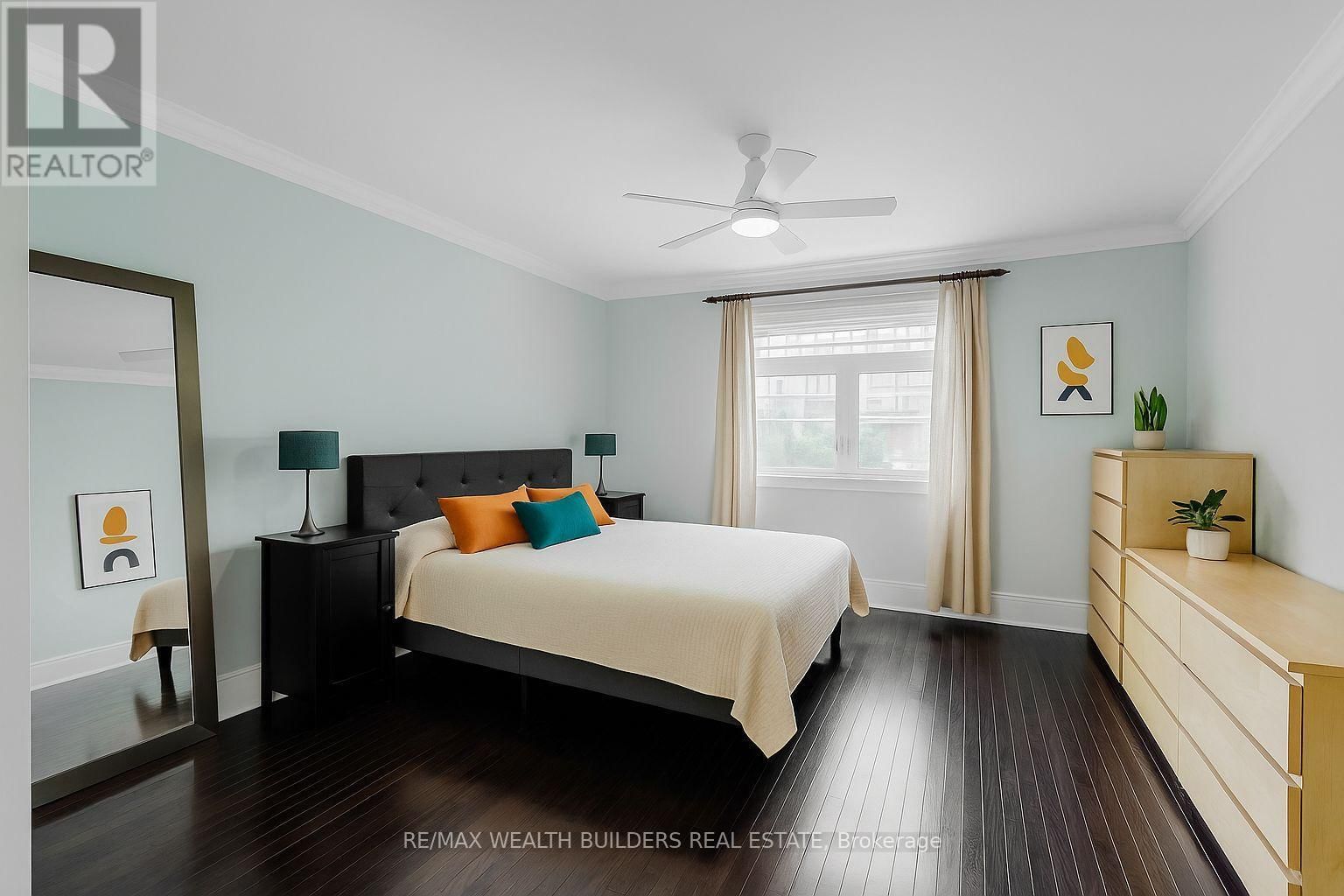 46A MALLINGHAM COURT Image 14