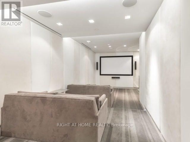 302 - 170 AVENUE ROAD Image 29