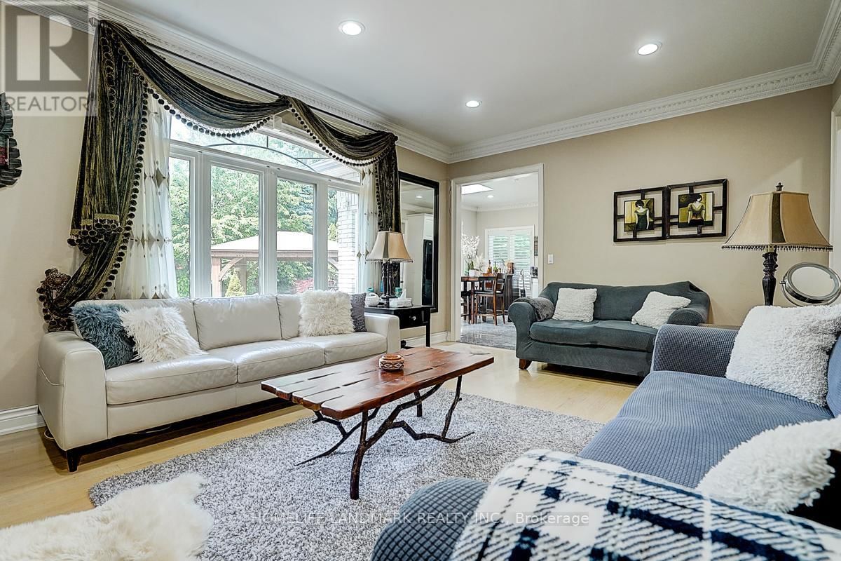 286 HILLCREST AVENUE Image 11
