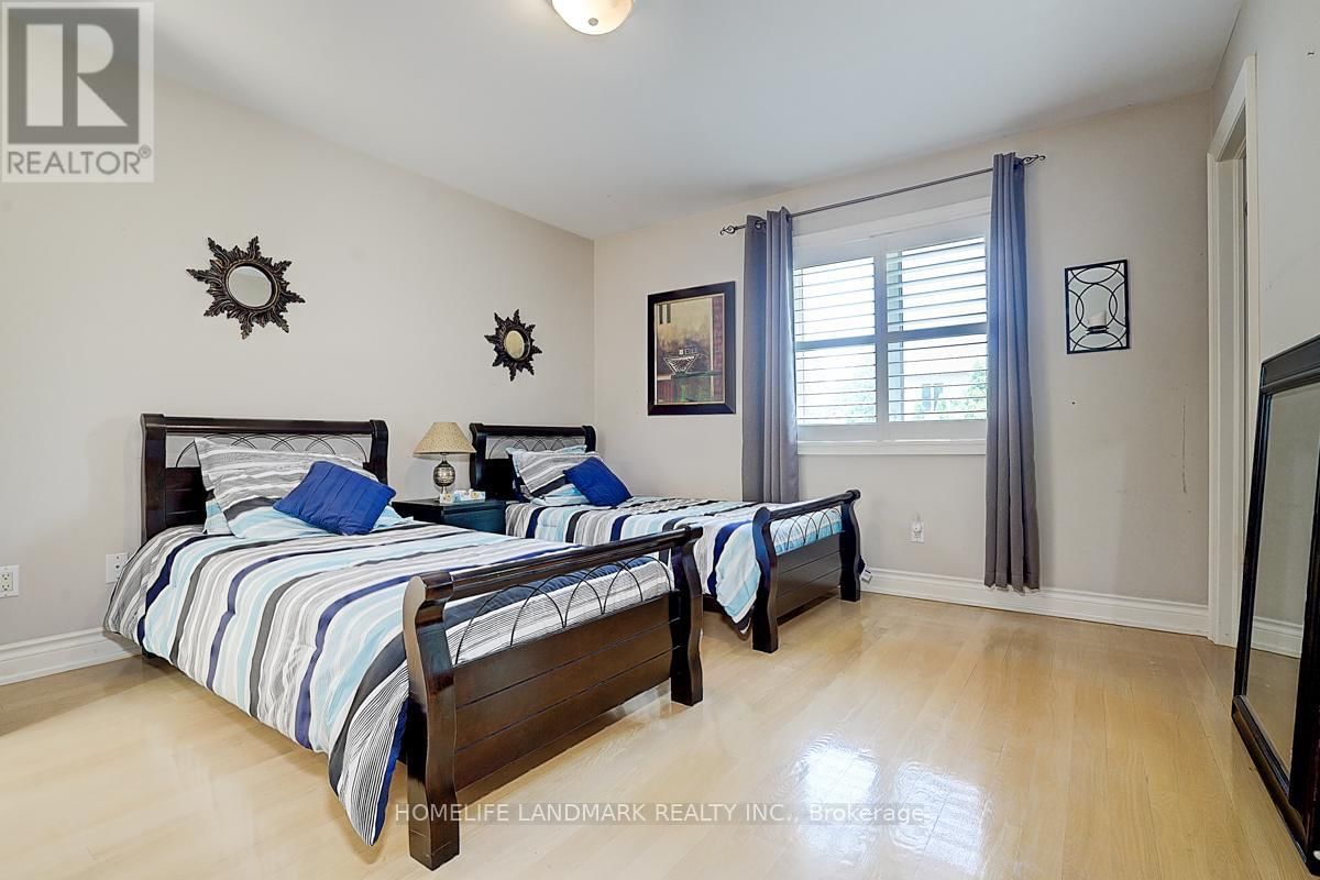 286 HILLCREST AVENUE Image 24