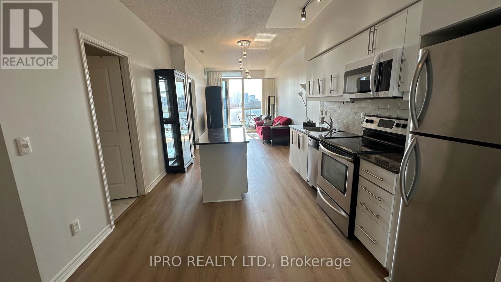 613 - 2885 BAYVIEW AVENUE Image 12