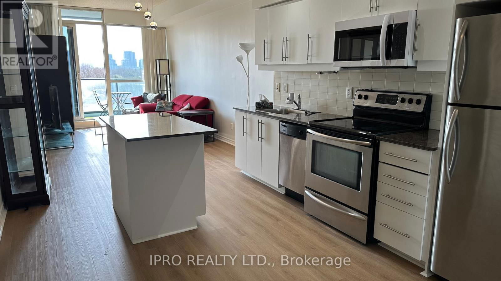 613 - 2885 BAYVIEW AVENUE Image 13