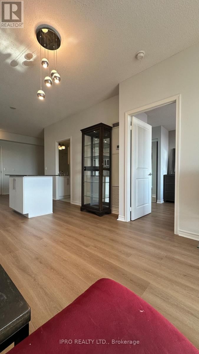 613 - 2885 BAYVIEW AVENUE Image 17