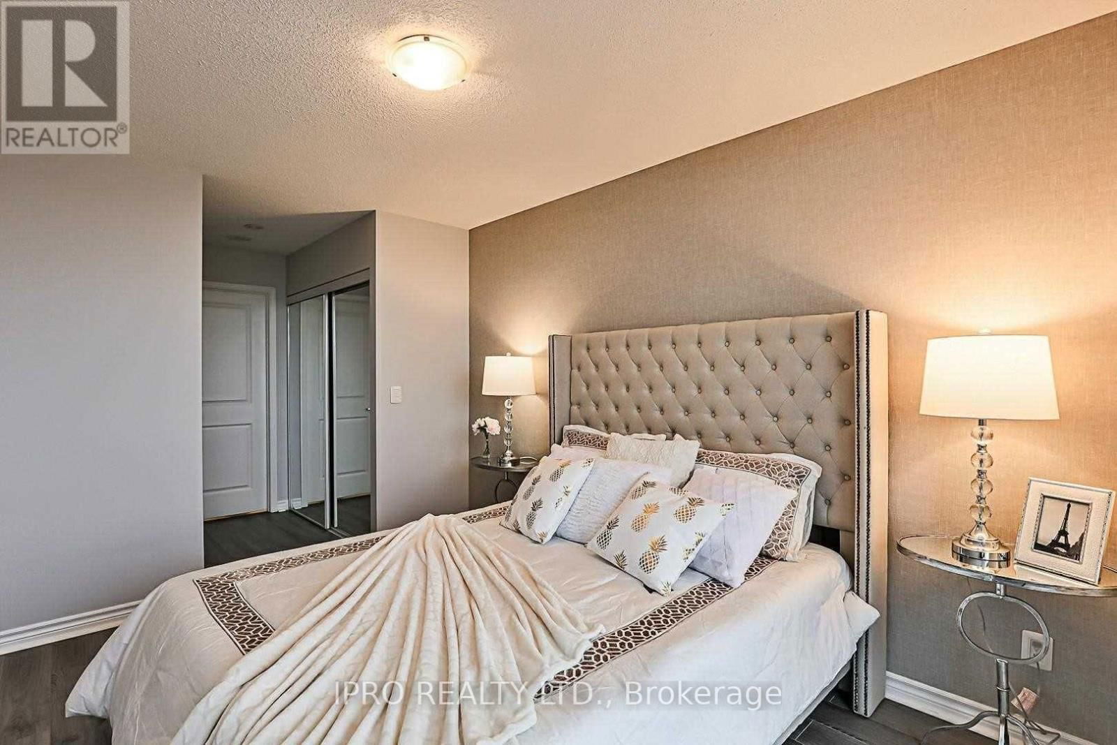 613 - 2885 BAYVIEW AVENUE Image 18