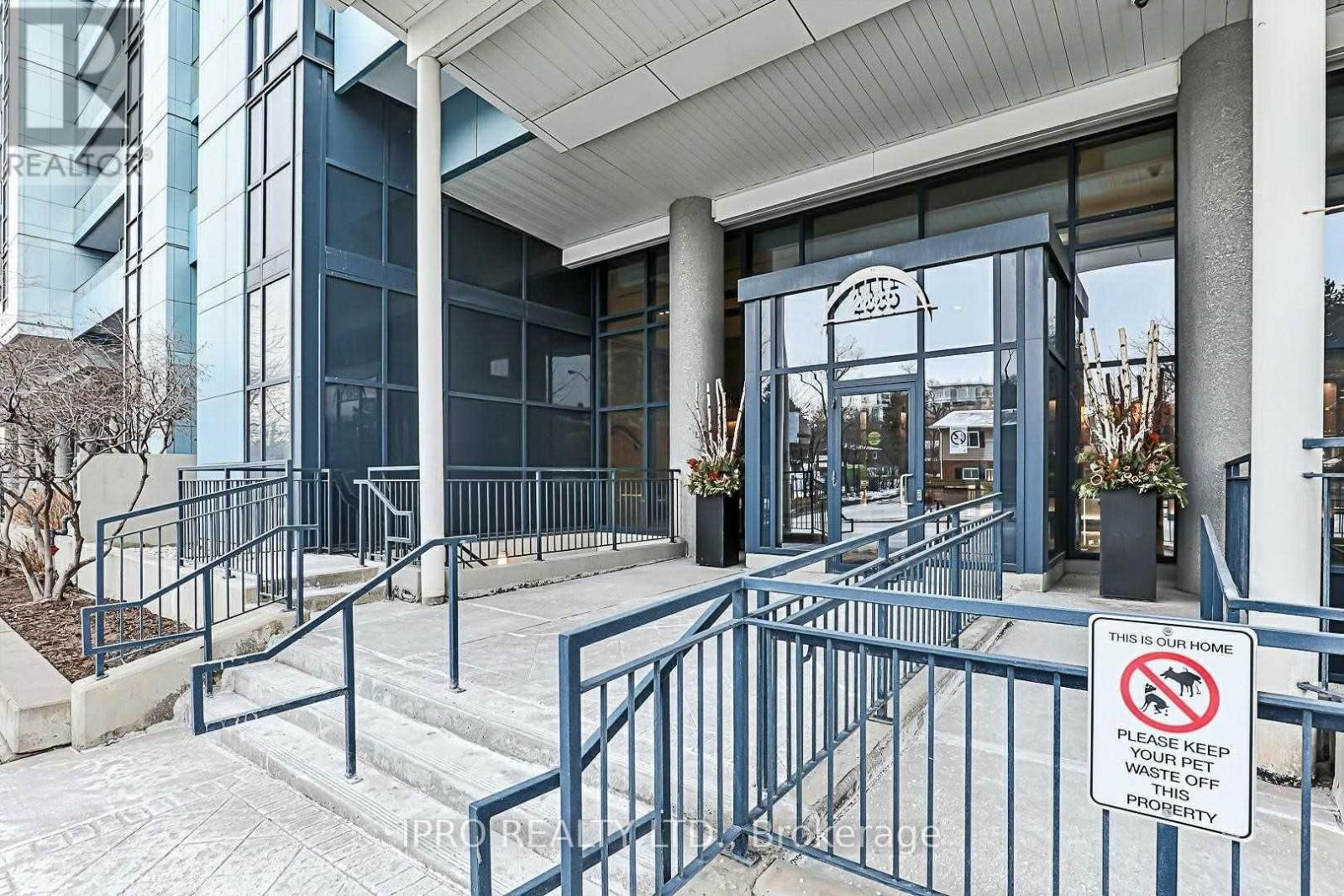 613 - 2885 BAYVIEW AVENUE Image 3