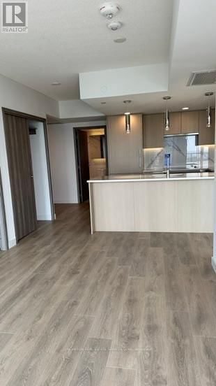 4810 - 3 CONCORD CITYPLACE WAY Image 17