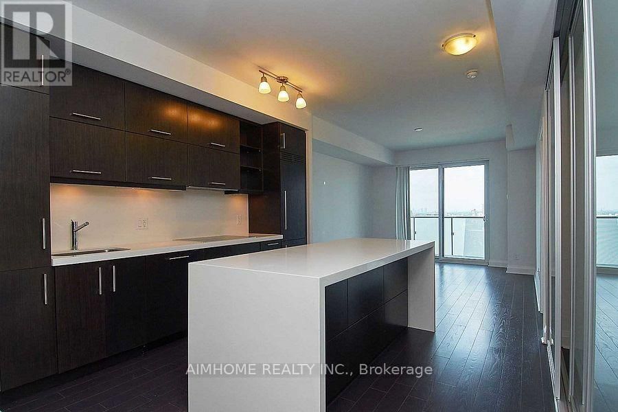 405 - 65 ST MARY STREET Image 6