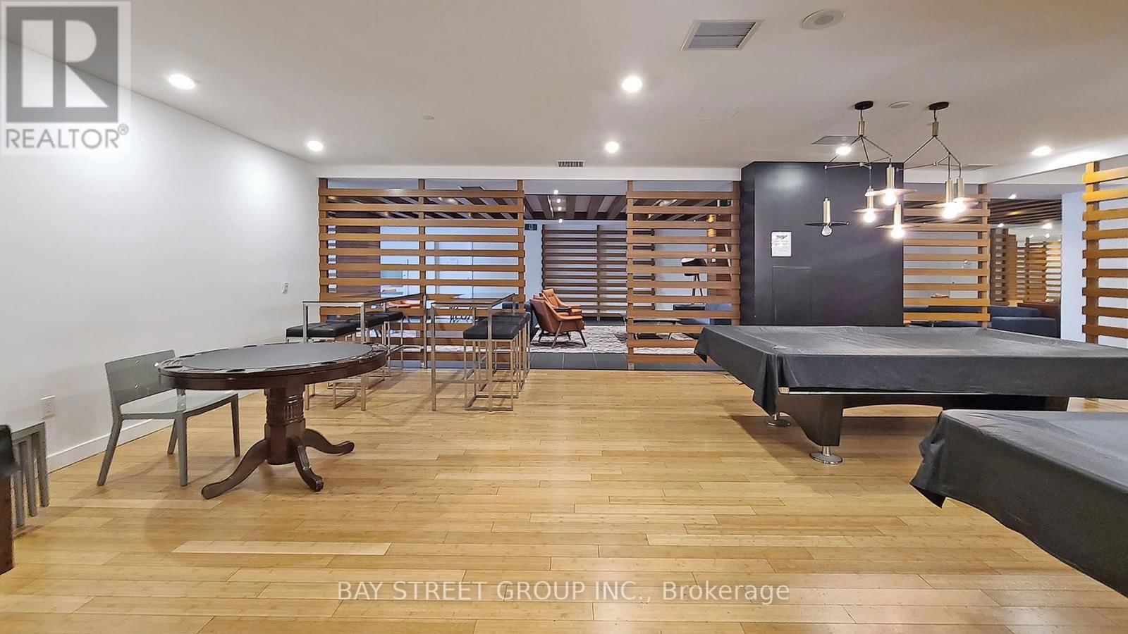 820 - 10 CAPREOL COURT Image 37