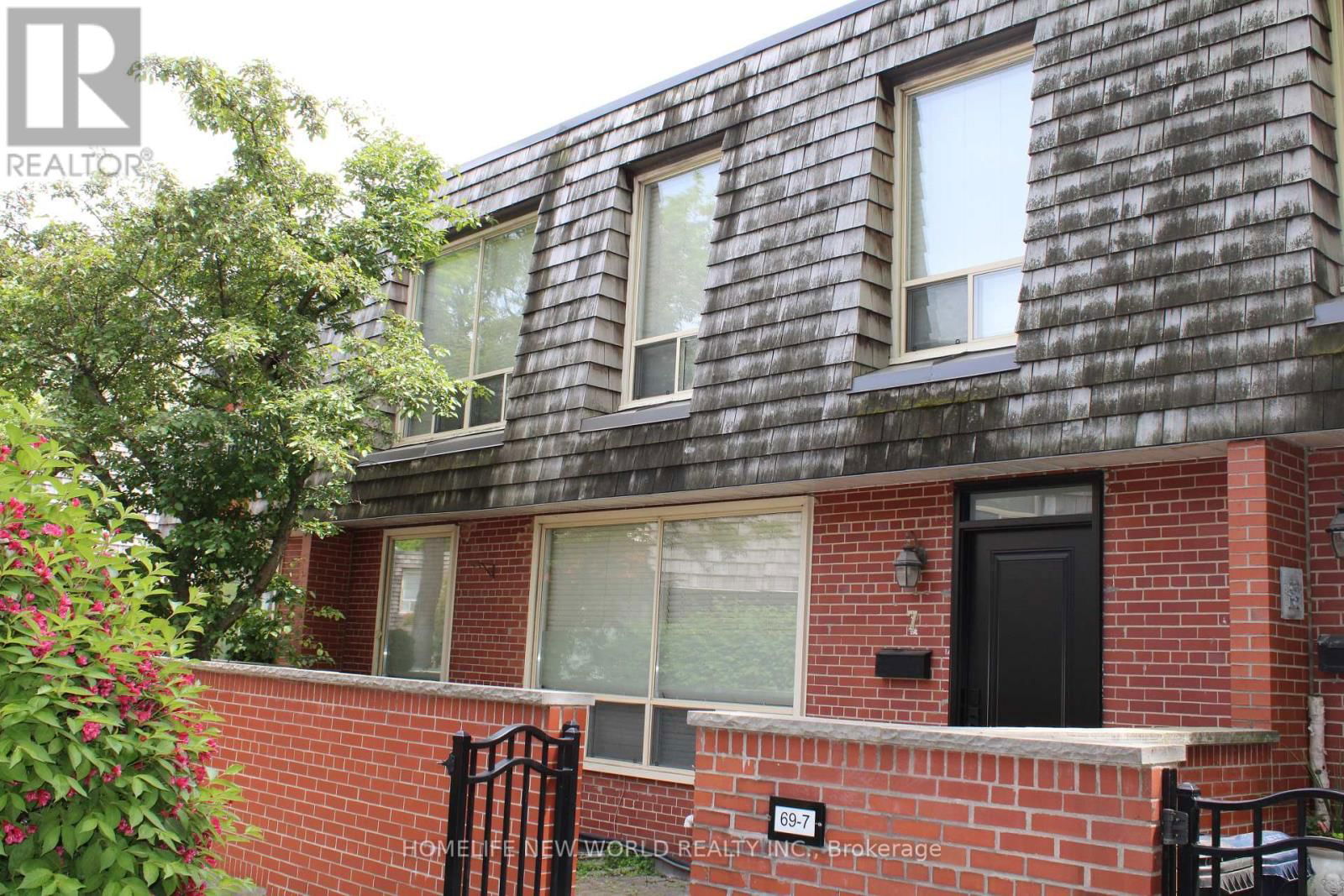 7 - 69 UPPER CANADA DRIVE Image 19