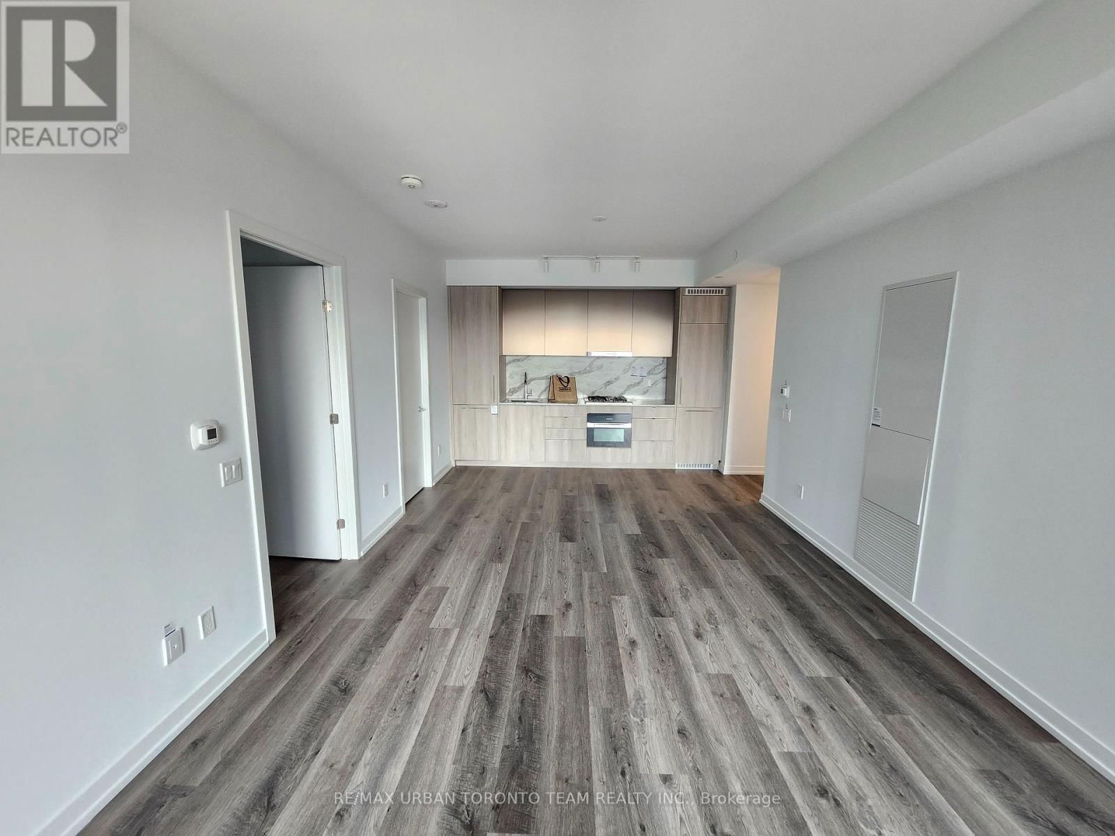 2702 - 771 YONGE STREET Image 4