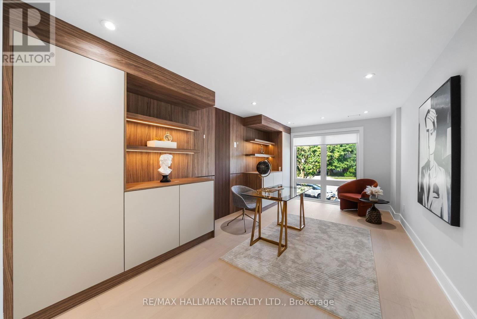 112 RANDOLPH ROAD Image 19