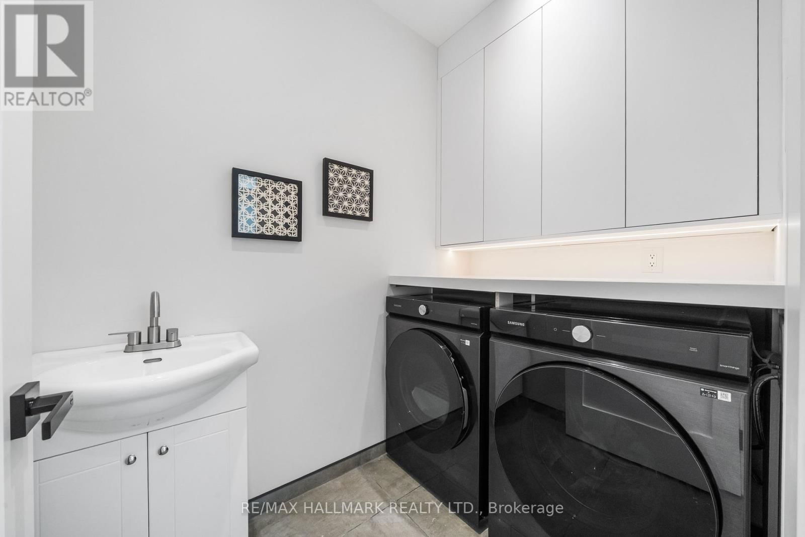 112 RANDOLPH ROAD Image 34