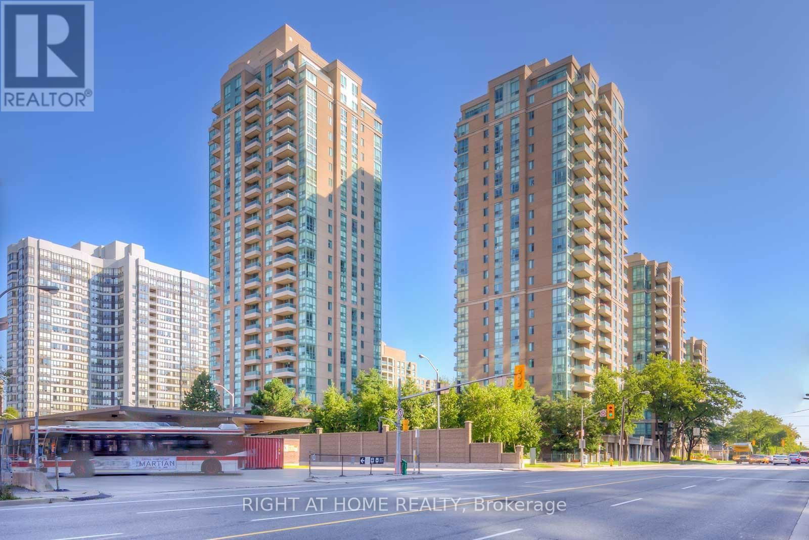 606 - 1 PEMBERTON AVENUE Image 1