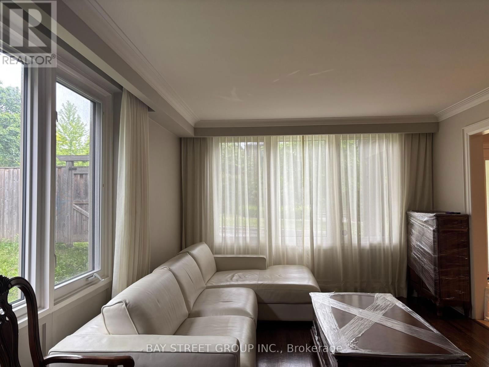 16 OVERDALE ROAD Image 3