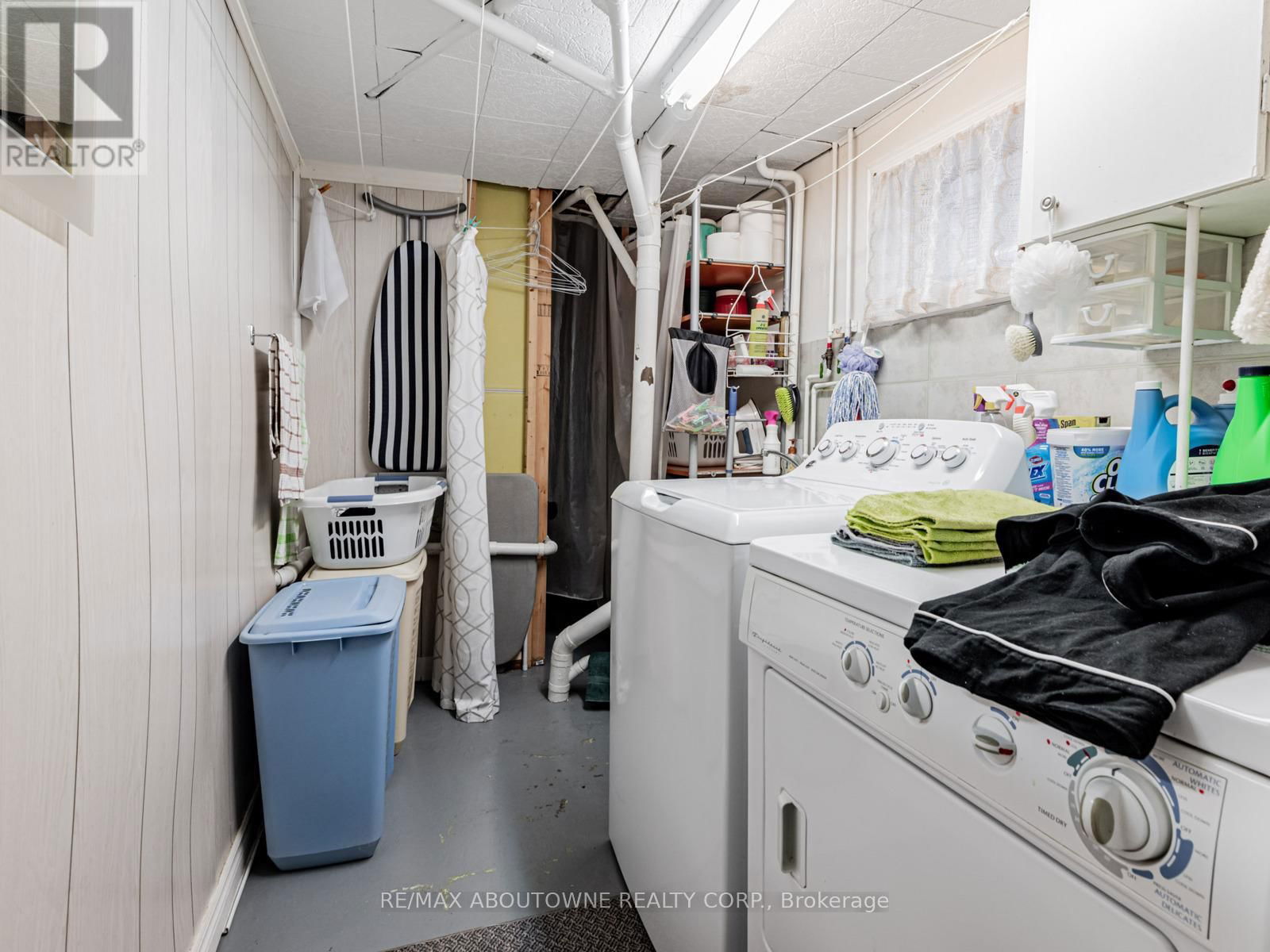 17 MAUREEN DRIVE Image 33