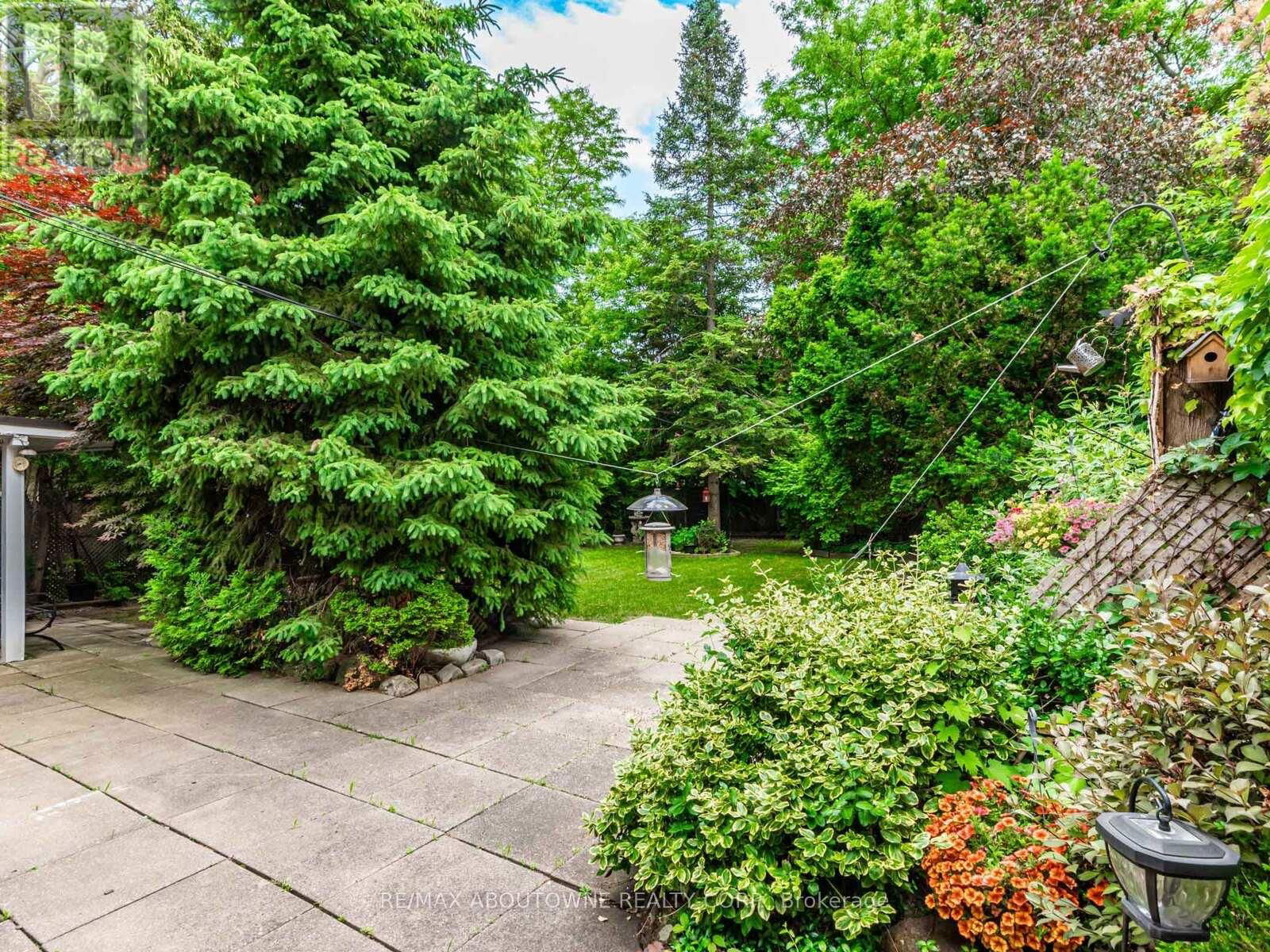17 MAUREEN DRIVE Image 35