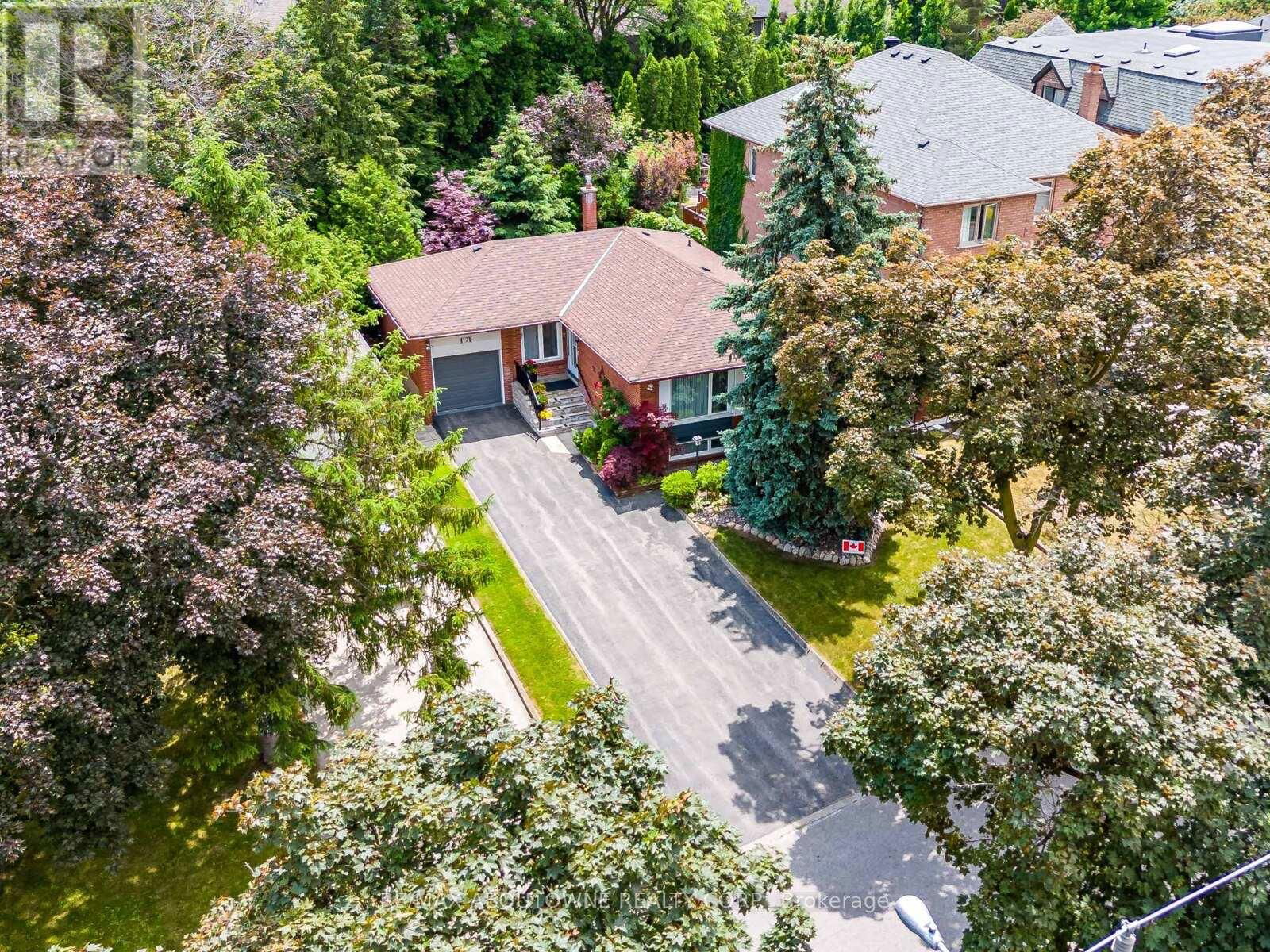 17 MAUREEN DRIVE Image 40