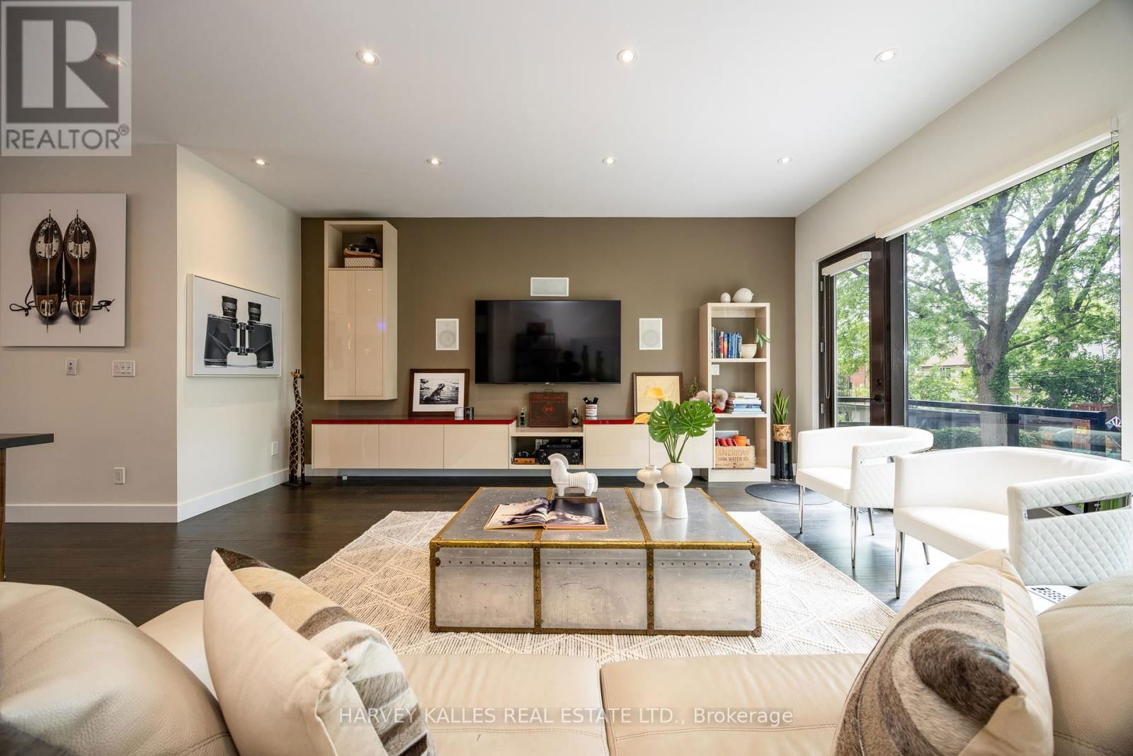 397 SOUDAN AVENUE Image 14
