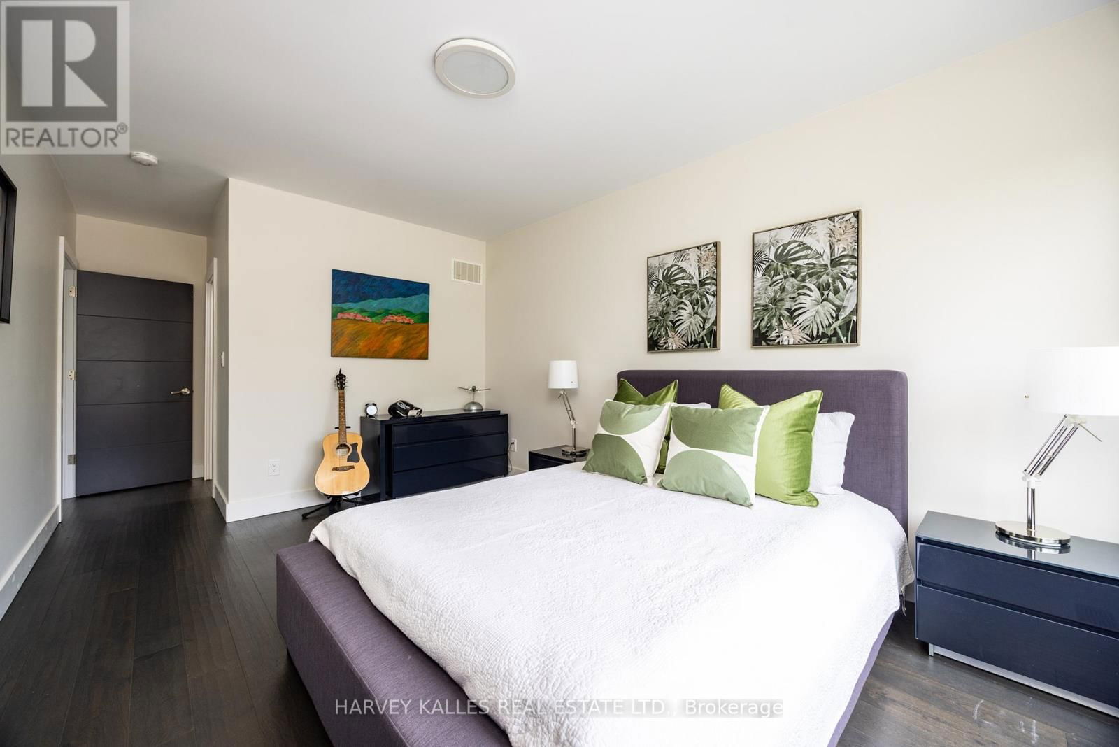 397 SOUDAN AVENUE Image 26
