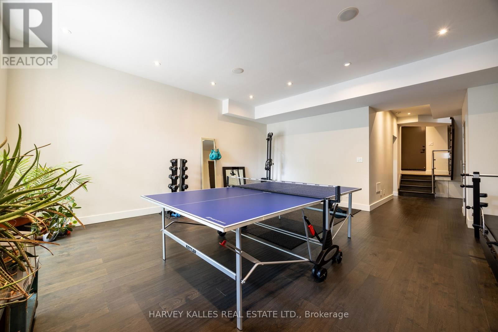 397 SOUDAN AVENUE Image 32