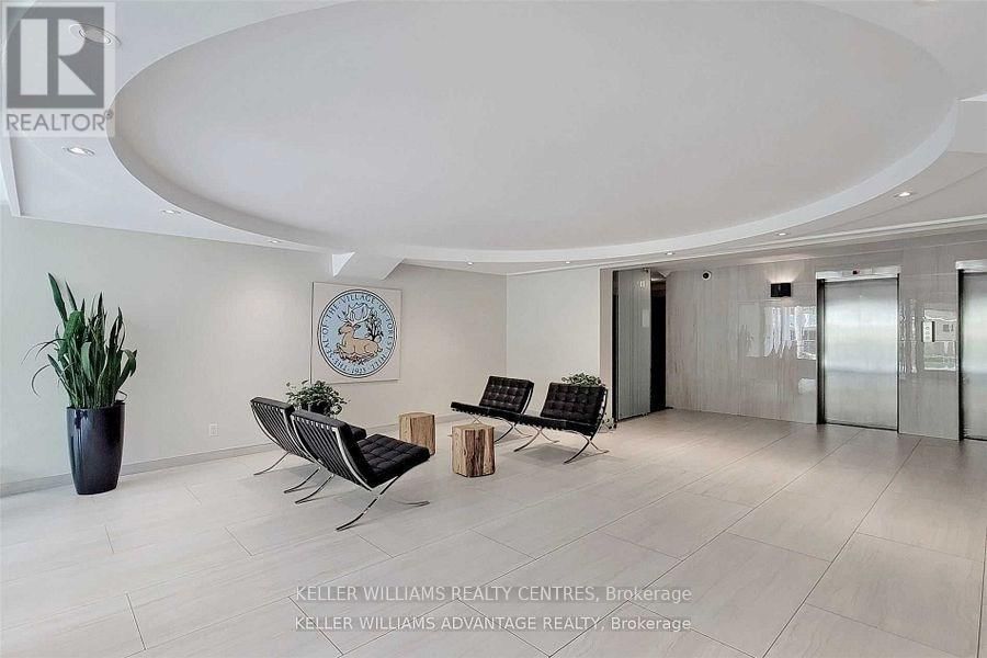 402 - 335 LONSDALE ROAD Image 19