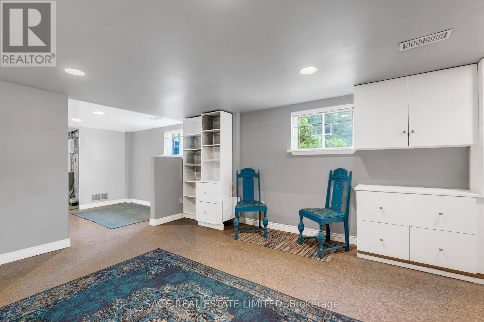 451 GLENHOLME AVENUE Image 14