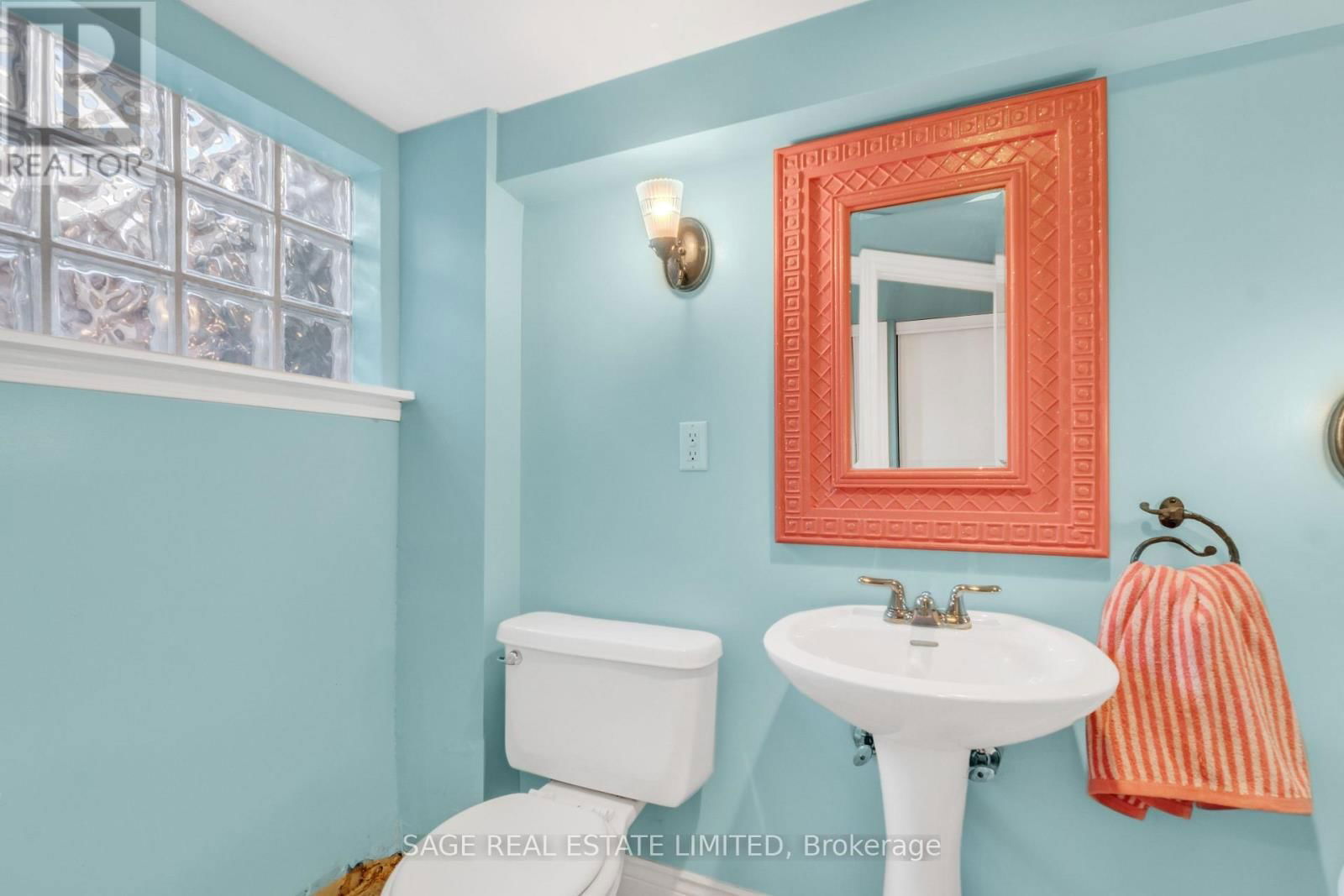 451 GLENHOLME AVENUE Image 20
