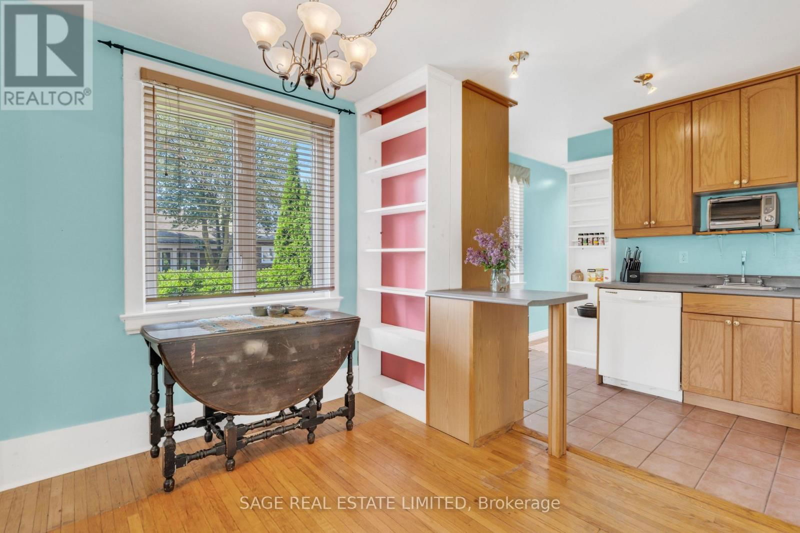 451 GLENHOLME AVENUE Image 5