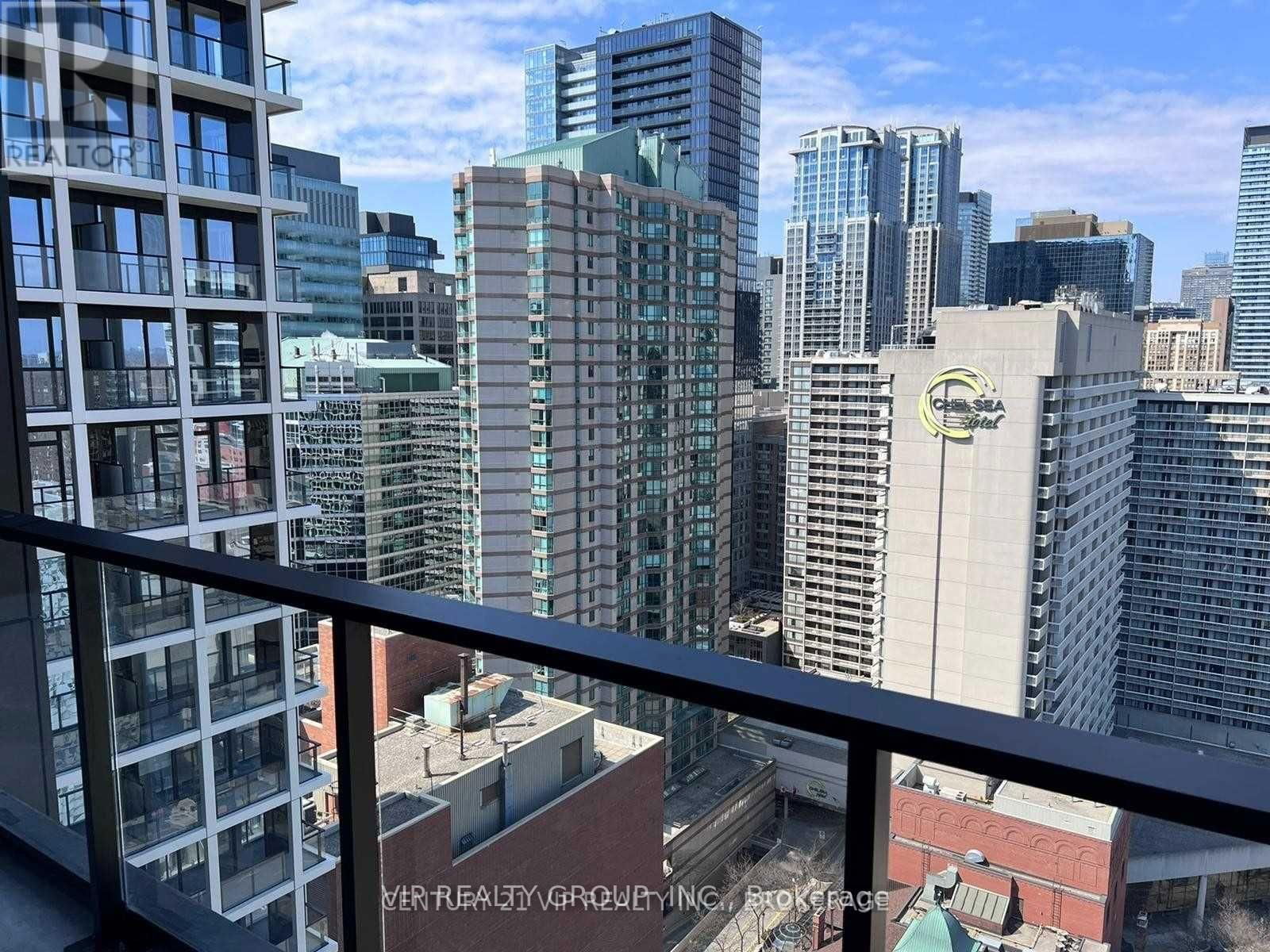 2201 - 20 EDWARD STREET Image 3