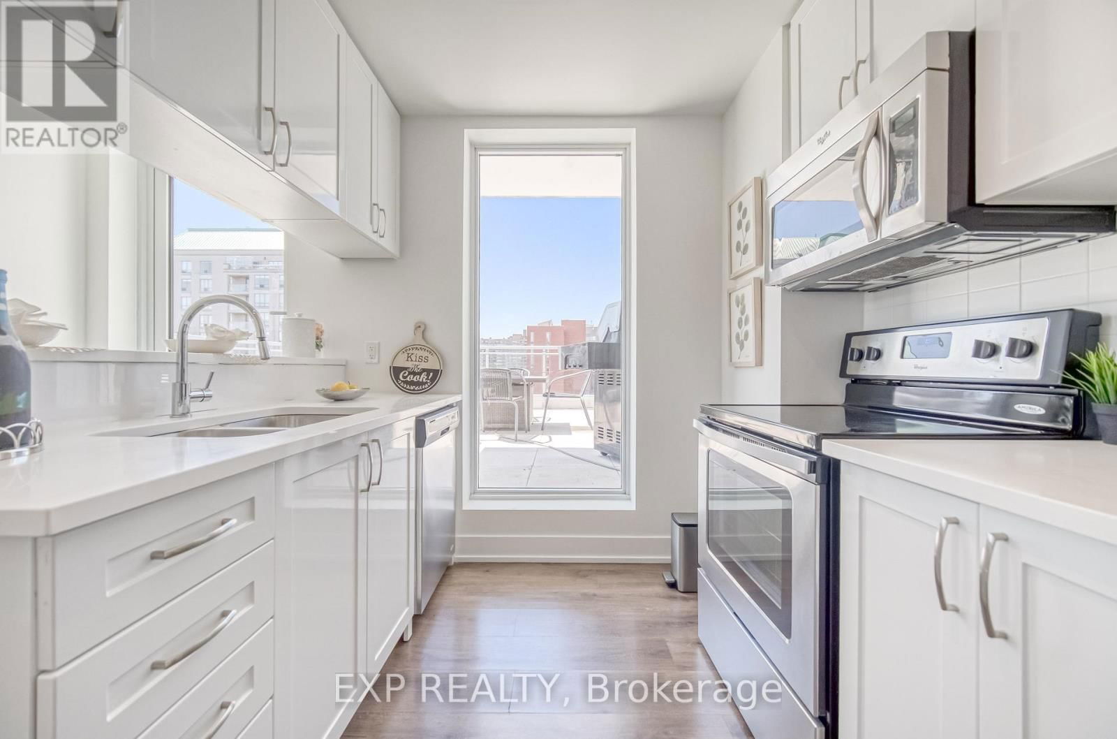 805 - 68 MERTON STREET Image 6