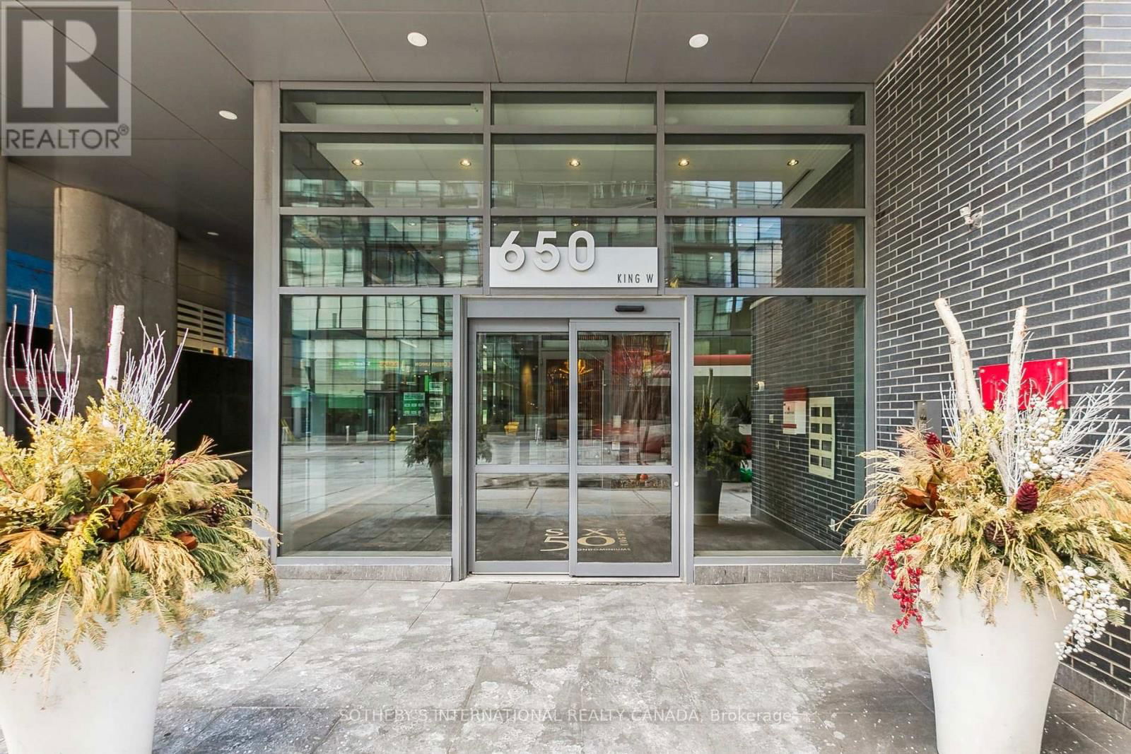 613 - 650 KING STREET WEST Image 1