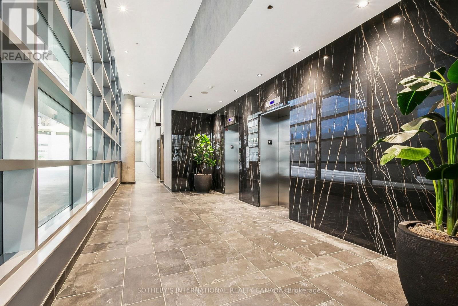 613 - 650 KING STREET WEST Image 3