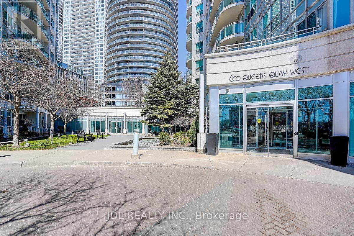 711 - 600 QUEENS QUAY WEST Image 36