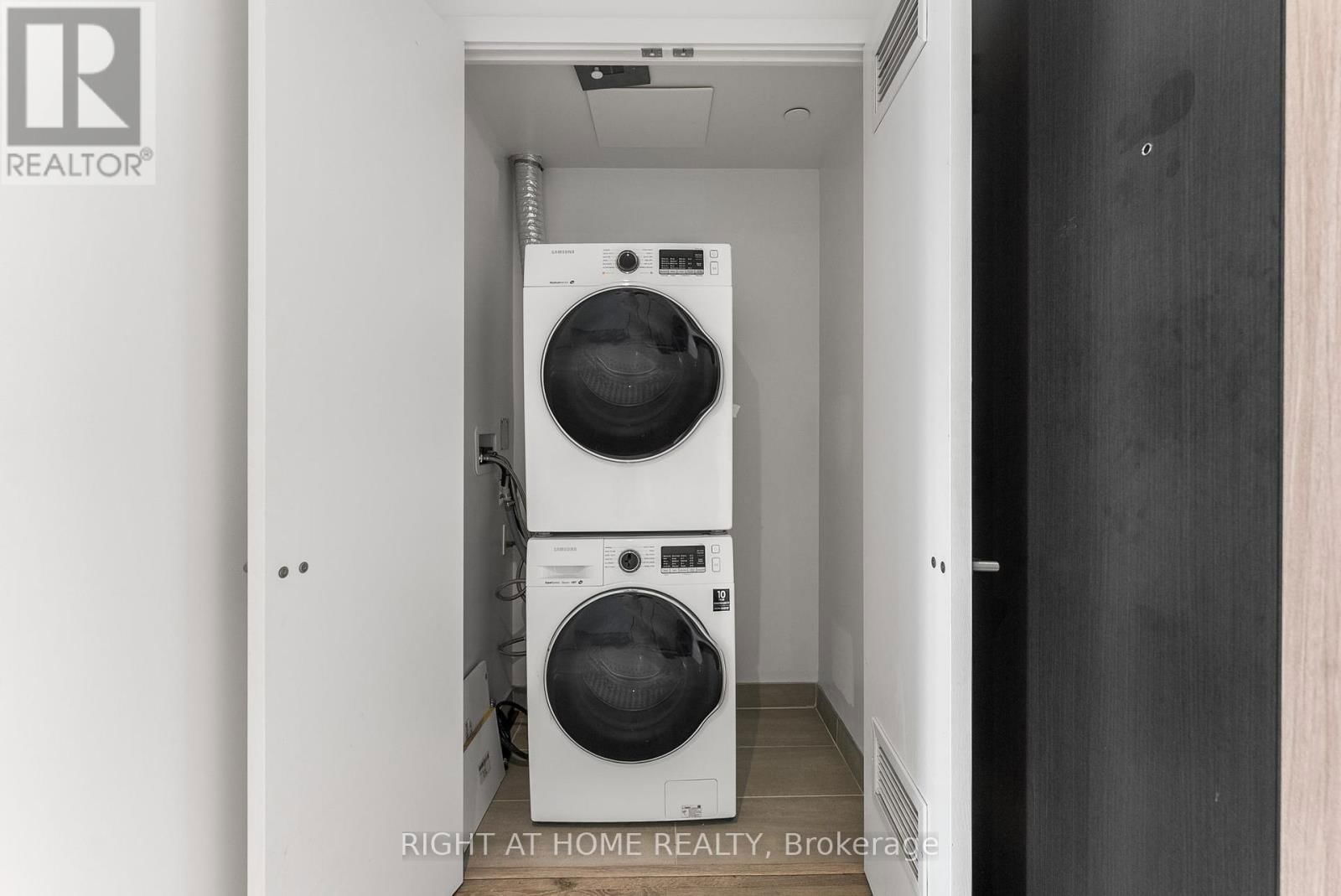 728 - 50 POWER STREET Image 18