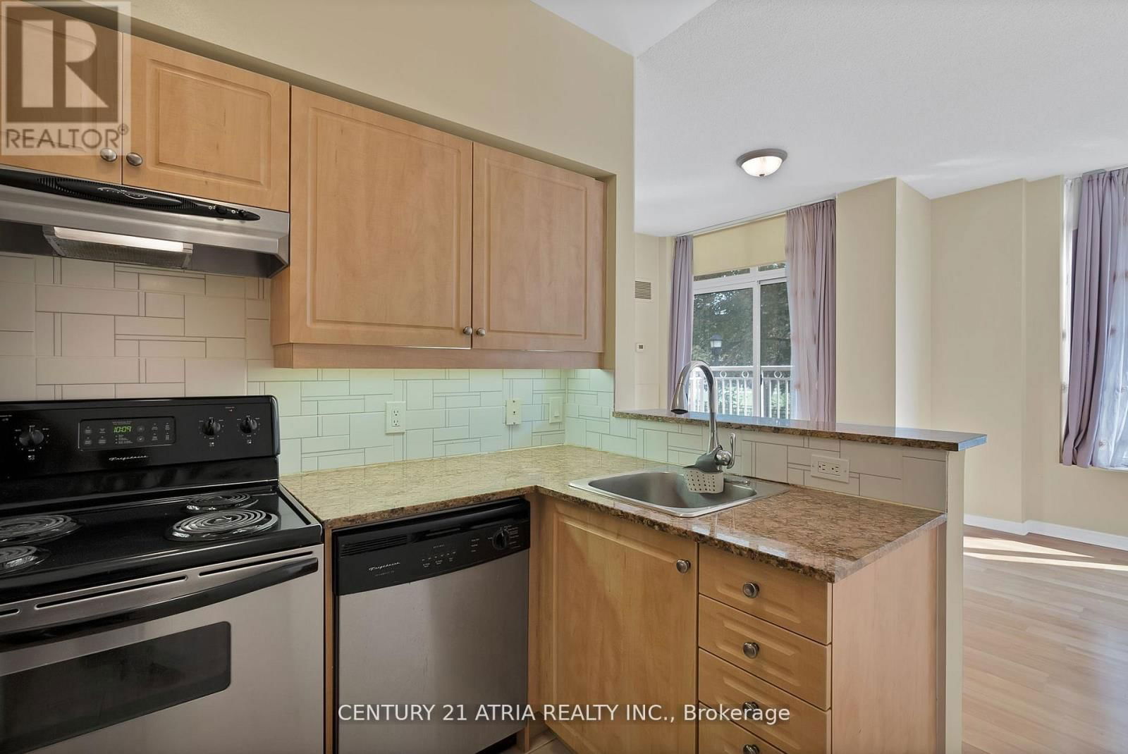 204 - 455 ROSEWELL AVENUE Image 20