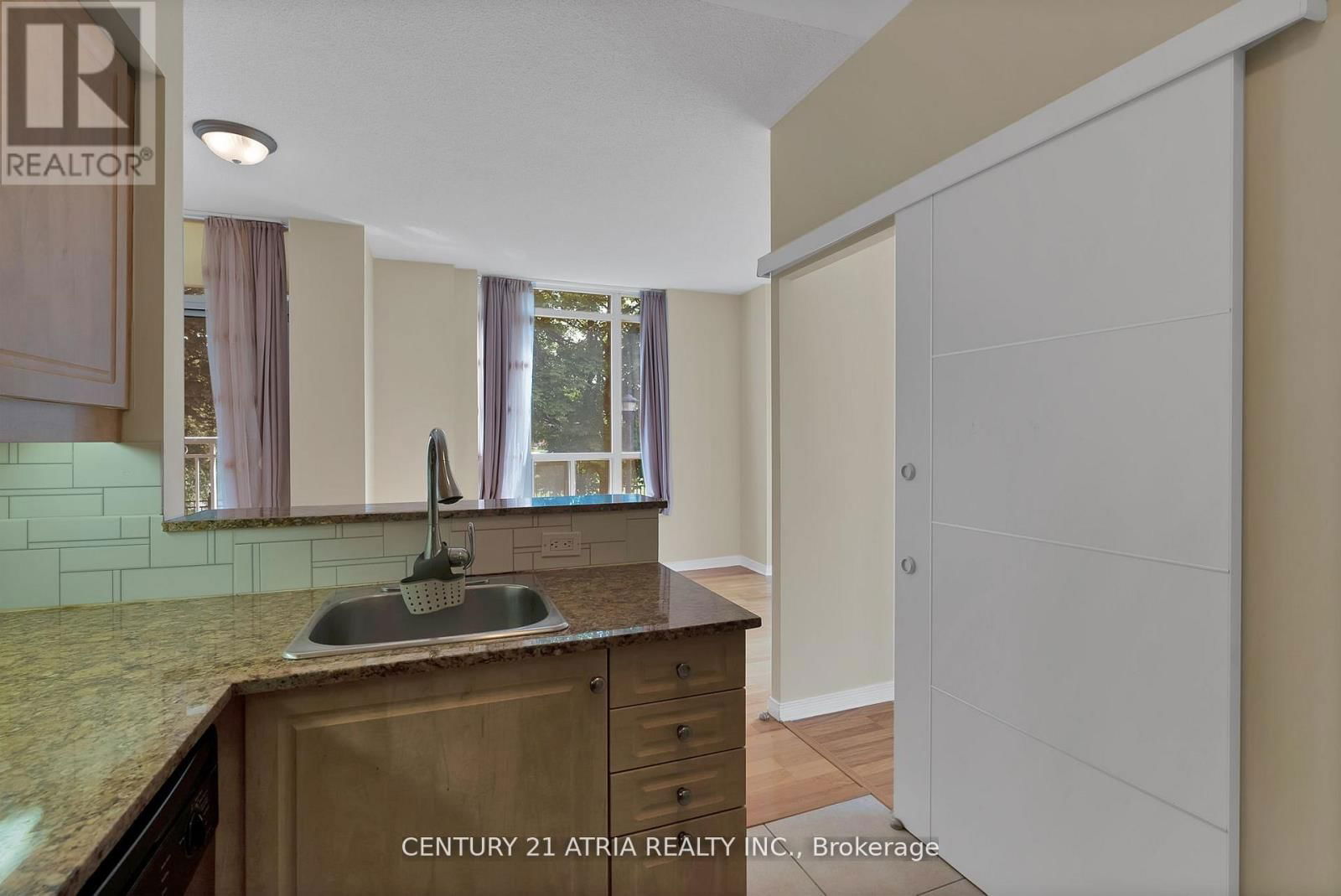204 - 455 ROSEWELL AVENUE Image 21