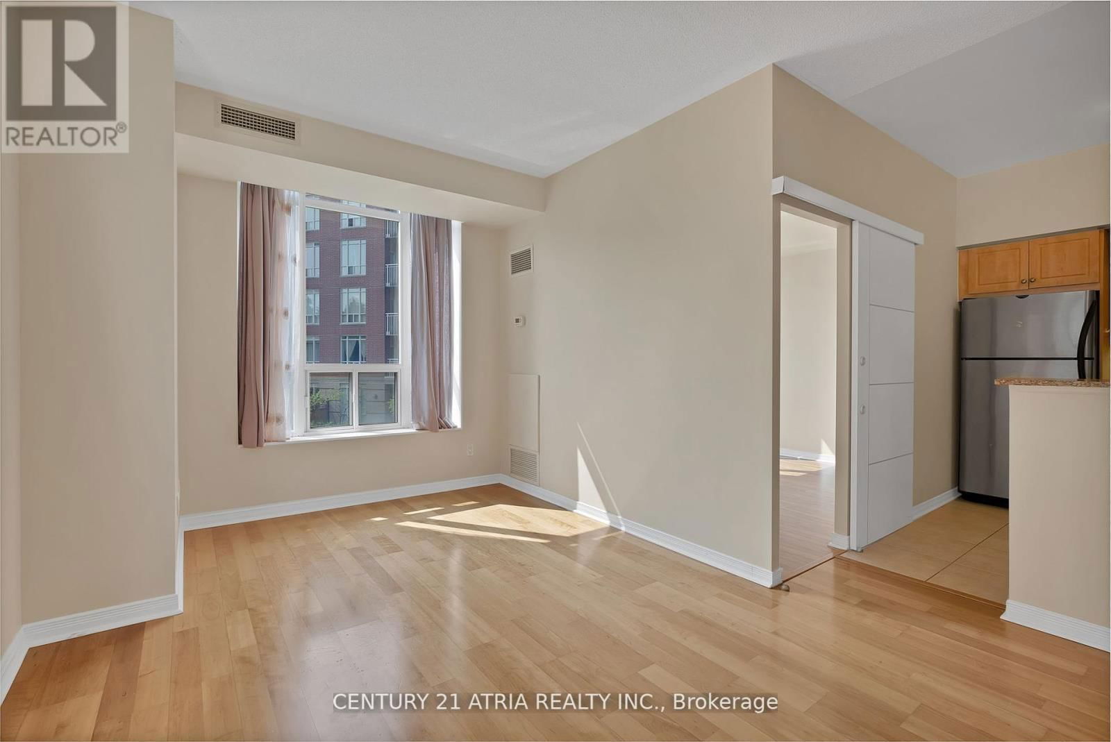 204 - 455 ROSEWELL AVENUE Image 26