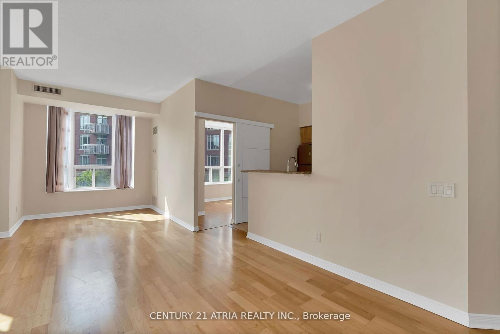 204 - 455 ROSEWELL AVENUE Image 32