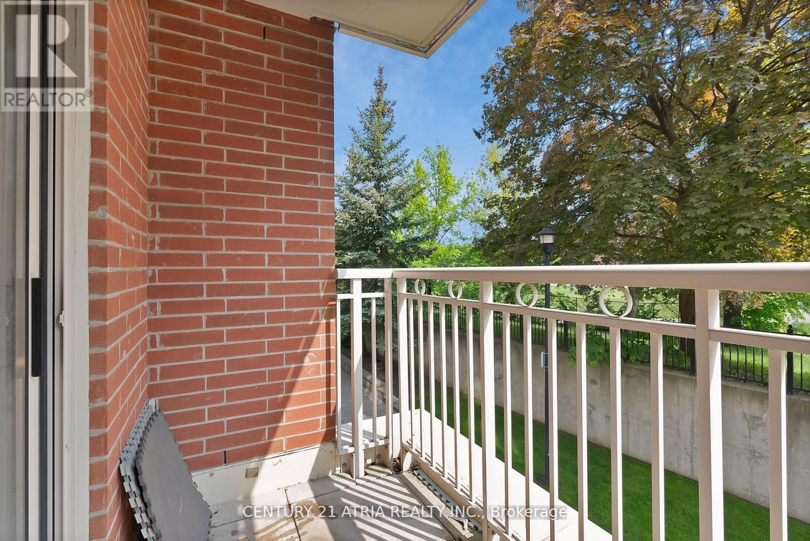 204 - 455 ROSEWELL AVENUE Image 38