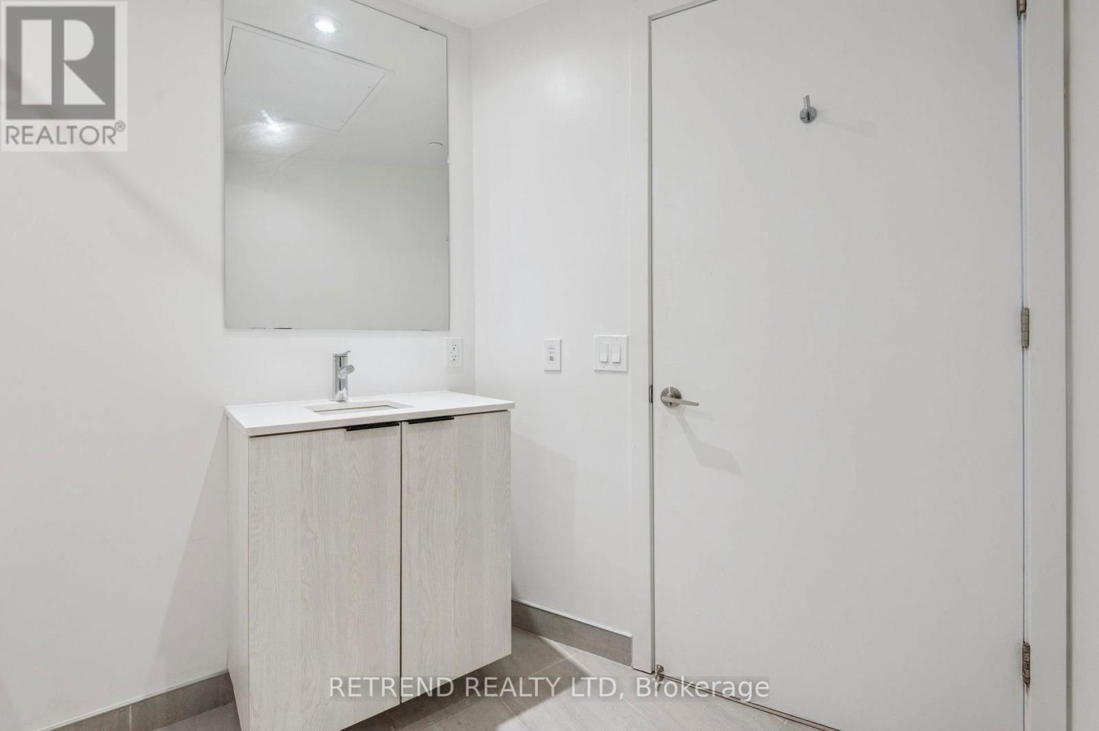 1206 - 50 POWER STREET Image 16