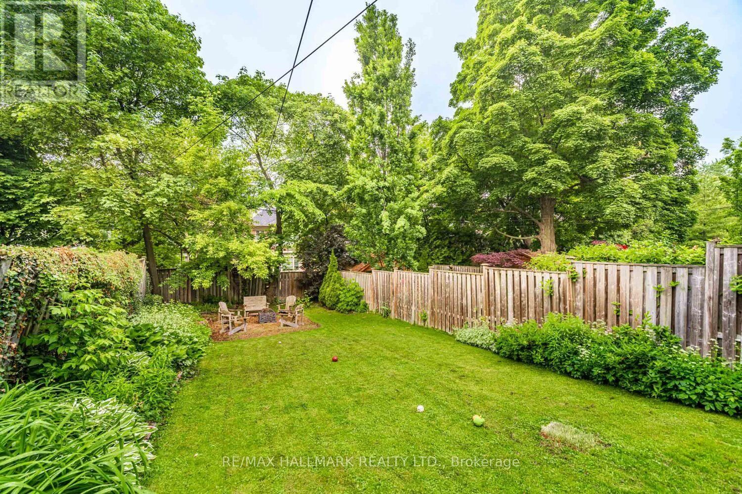 248 CASTLEFIELD AVENUE Image 28