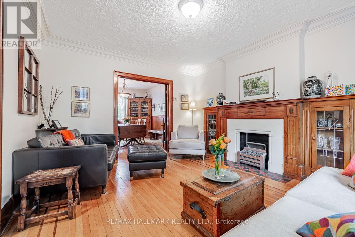 248 CASTLEFIELD AVENUE Image 6