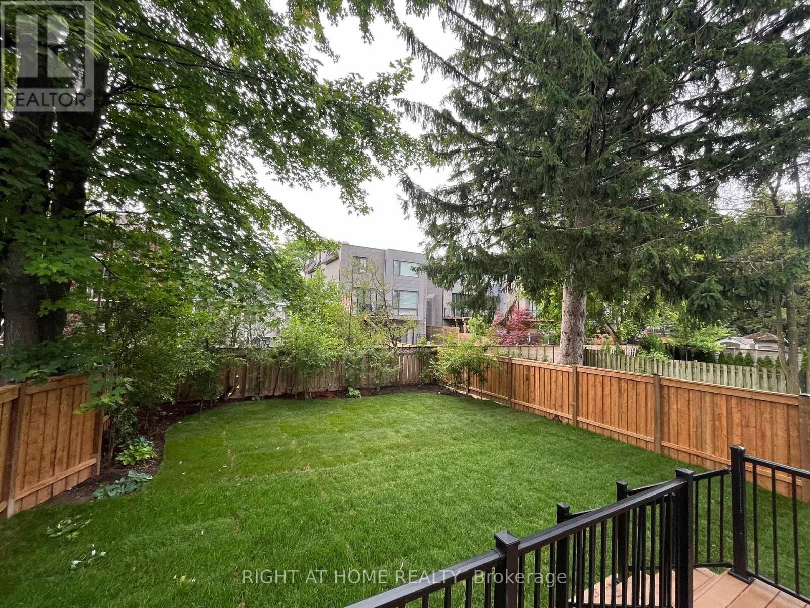 196 FLORENCE AVENUE Image 44