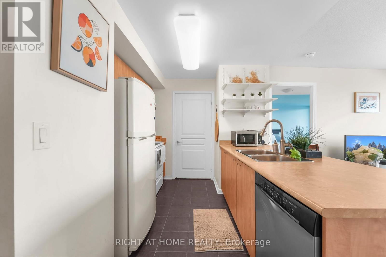 712 - 503 BEECROFT ROAD Image 15