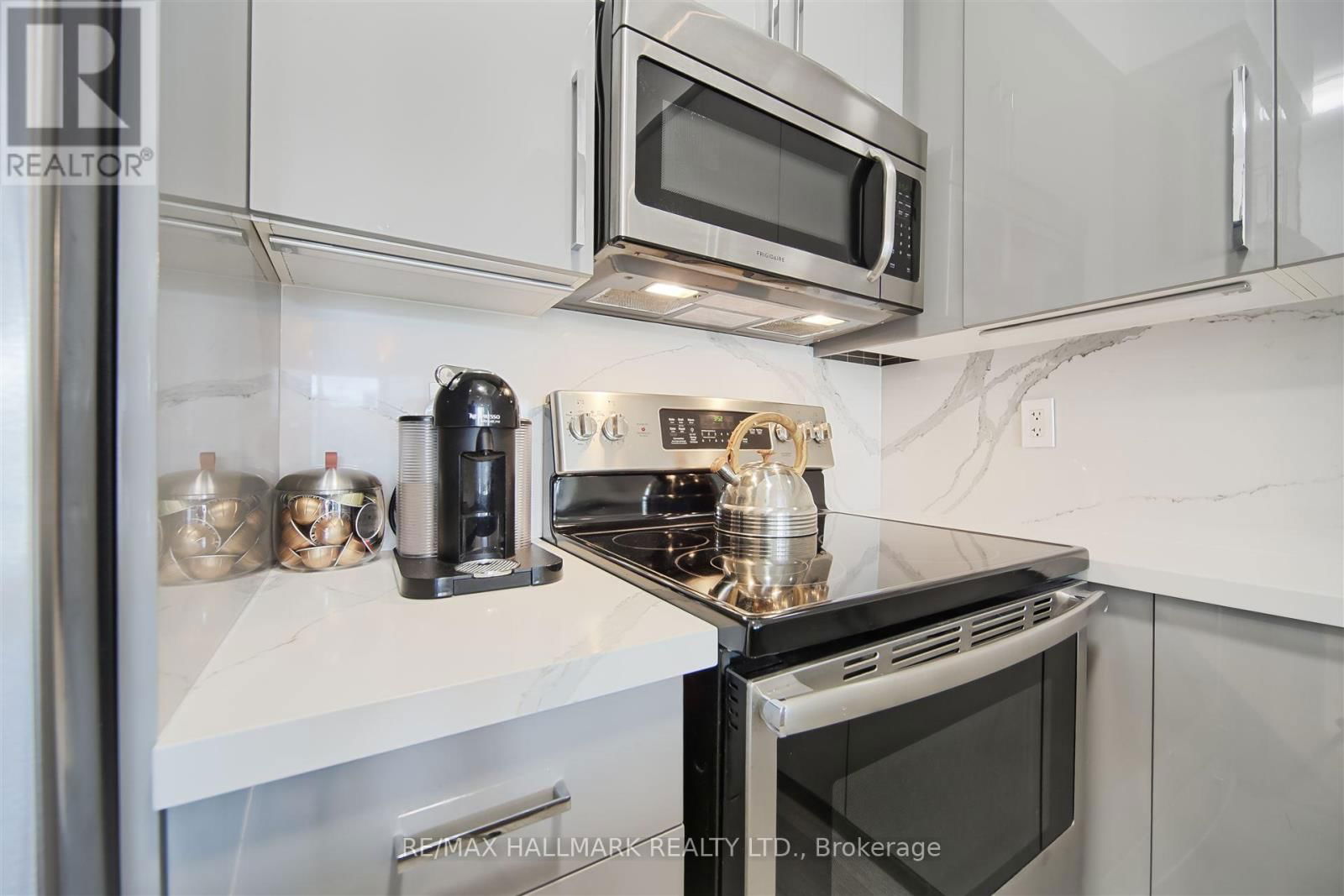 714 - 260 SACKVILLE STREET Image 11