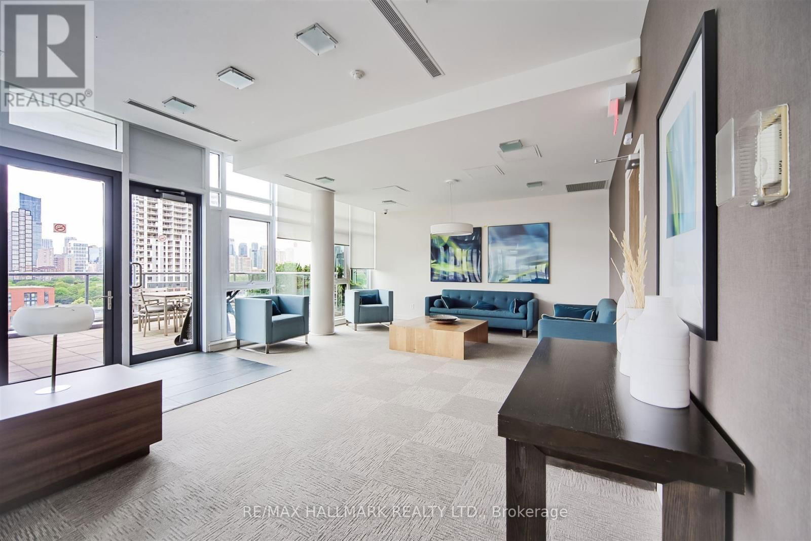714 - 260 SACKVILLE STREET Image 40
