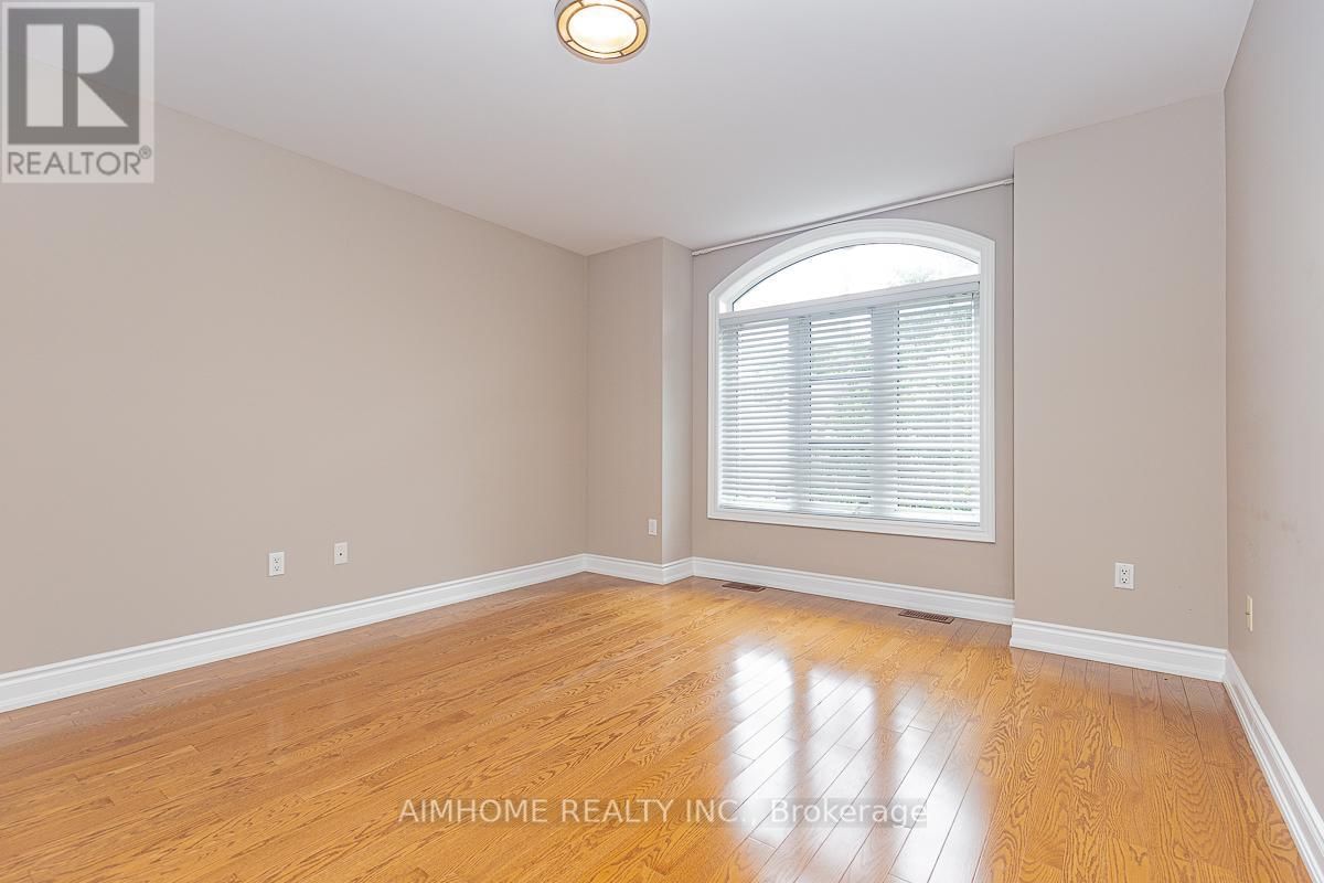 395 PRINCESS AVENUE Image 27