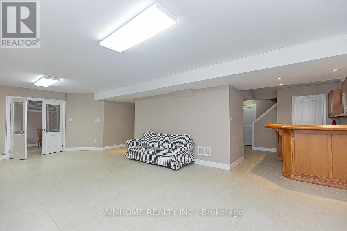 395 PRINCESS AVENUE Image 32